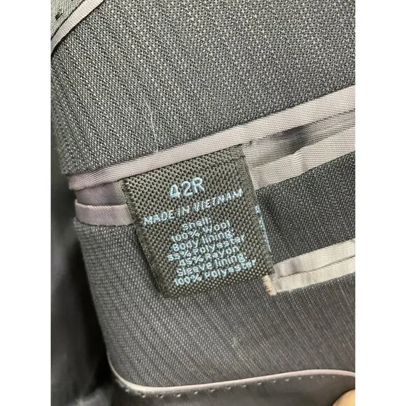 Marc Anthony Mens Gray Shadow Striped Suit Jacket 42R Wool Pants 36x32 - Picture 12 of 16